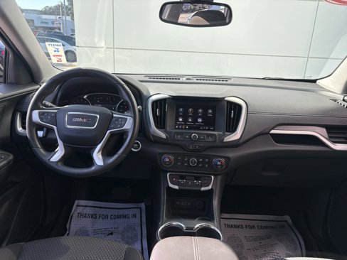 Used 2023 GMC Terrain SLE w/ Driver Convenience Package image 18