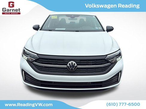 Certified 2024 Volkswagen Jetta Sport image 2