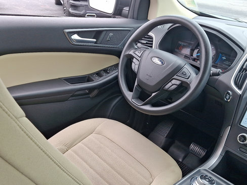 Used 2022 Ford Edge SE w/ Cargo Accessory Package image 14