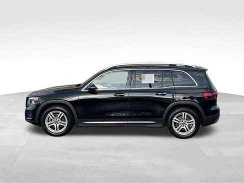 Used 2020 Mercedes-Benz GLB 250 4MATIC image 2