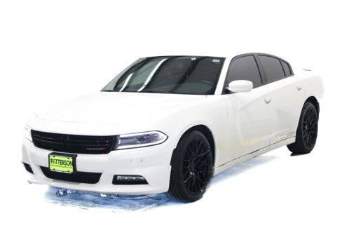 Used 2017 Dodge Charger SXT w/ Navigation & Travel Group image 4