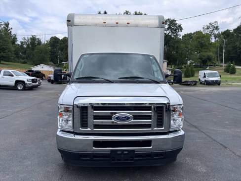 Used 2023 Ford E-450 and Econoline 450 Super Duty w/ Power Windows & Locks Group image 2