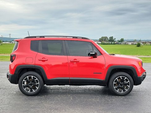 Used 2023 Jeep Renegade Latitude image 6