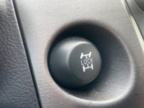 Used 2011 Toyota RAV4 4WD image 42