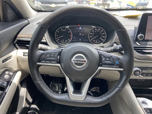 Used 2020 Nissan Altima 2.0 Platinum image 15