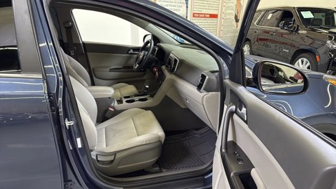 Used 2017 Kia Sportage LX image 13
