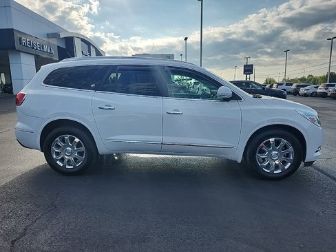 Used 2016 Buick Enclave Leather image 2