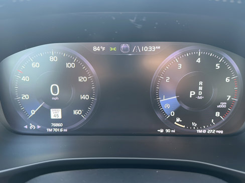 Used 2020 Volvo XC40 T5 Momentum w/ Protection Package Premier image 26