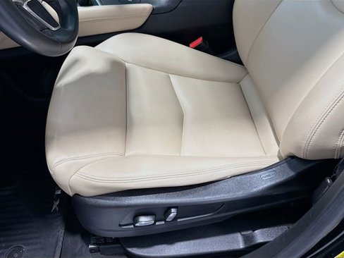 Used 2017 Cadillac XT5 FWD w/ LPO, Wheel Lock Package image 15