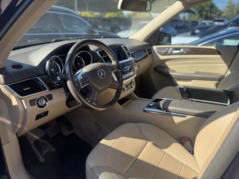 Used 2015 Mercedes-Benz ML 350 2WD image 2