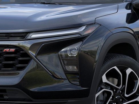 New 2025 Chevrolet Trax RS w/ Driver Confidence Package image 10