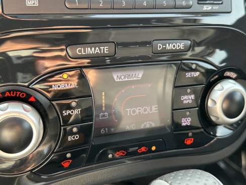 Used 2013 Nissan Juke SV image 25