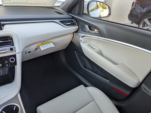 New 2025 Genesis G70 2.5T image 12