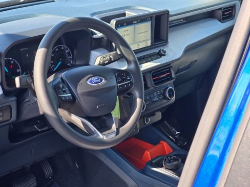 Used 2023 Ford Maverick XLT image 23