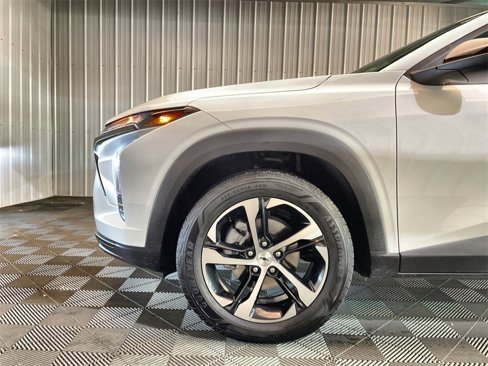 Certified 2024 Chevrolet Trax RS w/ Driver Confidence Package image 29