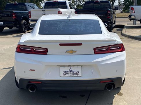 Used 2018 Chevrolet Camaro LT image 7