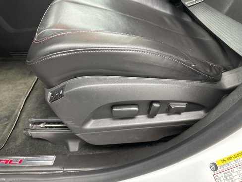 Used 2015 GMC Terrain Denali image 12
