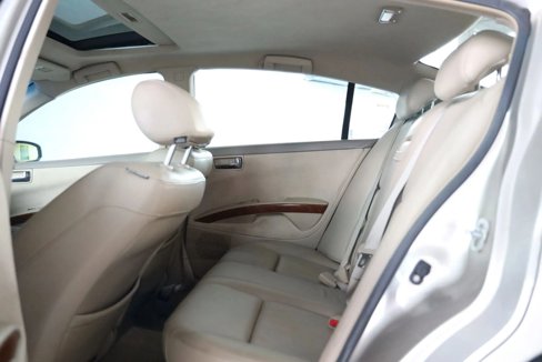 Used 2005 Nissan Maxima 3.5 SL w/ (T05) Navigation System Pkg image 19