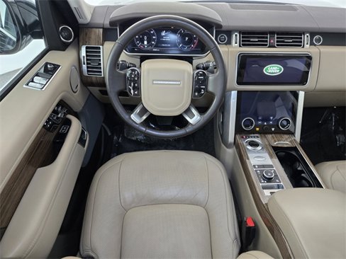 Used 2018 Land Rover Range Rover HSE image 13