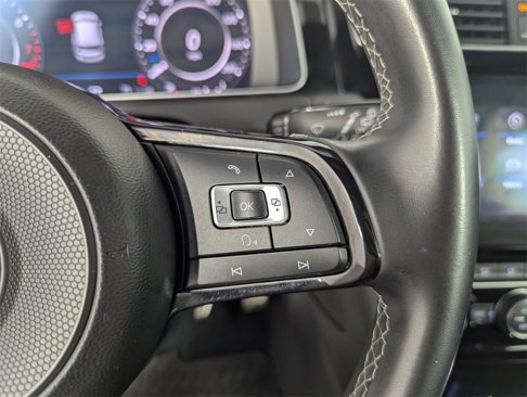 Used 2018 Volkswagen Golf R 4-Door image 22