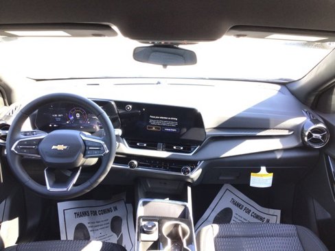 New 2026 Chevrolet Equinox LT w/ LPO, Floor Liner Package image 29