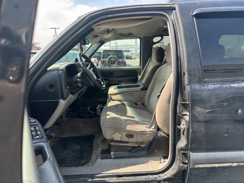 Used 2002 Chevrolet Tahoe LS w/ 3rd Row Seat Pkg image 15