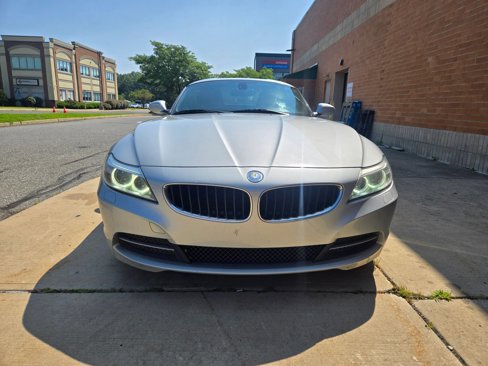 Used 2015 BMW Z4 sDrive28i image 2