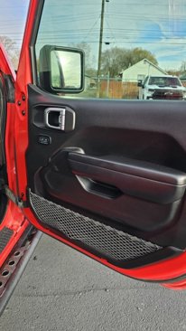 Used 2021 Jeep Wrangler Unlimited Rubicon image 17