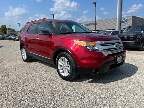 Used 2013 Ford Explorer XLT image 1