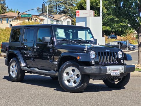 Used 2015 Jeep Wrangler Unlimited Sahara w/ Connectivity Group image 2