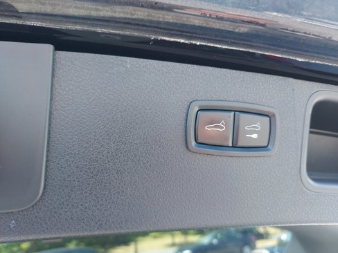 Used 2017 Porsche Macan S image 23