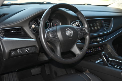 Used 2019 Buick Enclave Avenir image 9