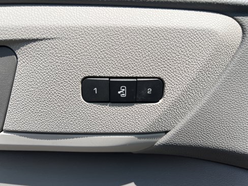 Used 2017 Chevrolet Traverse Premier image 26