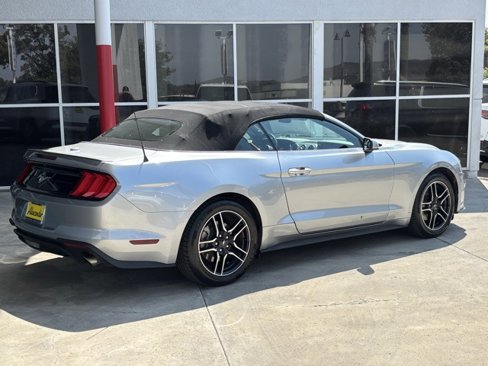 Used 2023 Ford Mustang Premium image 3