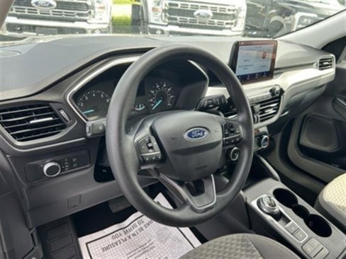 Used 2022 Ford Escape SE image 15