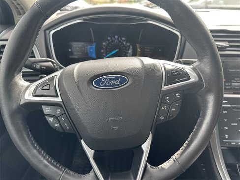 Used 2014 Ford Fusion Titanium image 21
