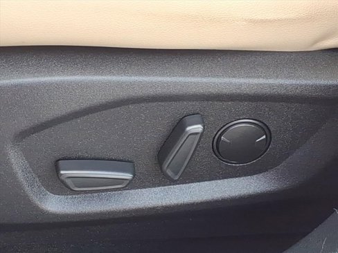 Used 2022 Ford Edge SEL w/ Convenience Package image 13