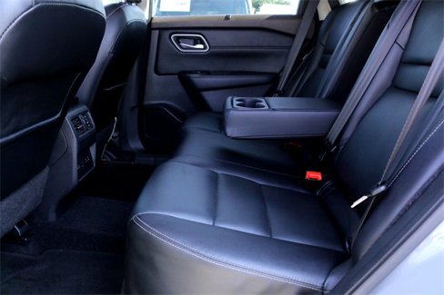 Used 2021 Nissan Rogue SL w/ Premium Package image 24