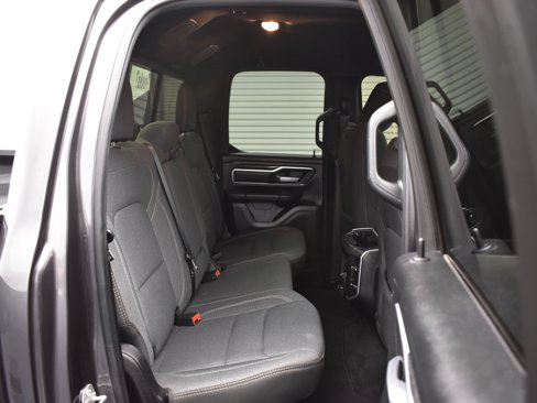 Used 2021 RAM 1500 Big Horn image 11
