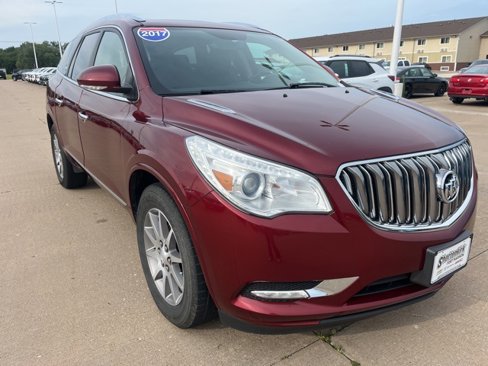 Used 2017 Buick Enclave Leather image 1