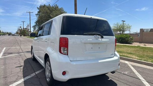 Used 2011 Scion xB image 8