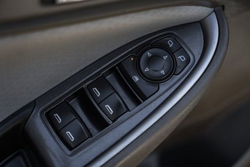 Used 2018 Chevrolet Malibu LS image 32