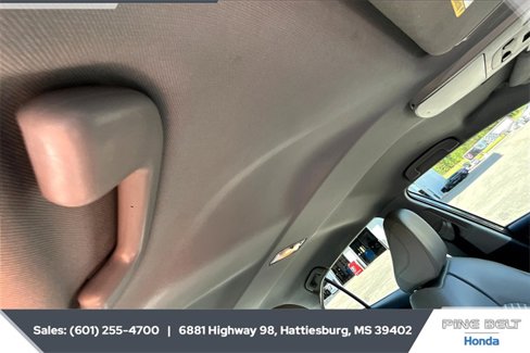 Used 2022 Toyota Camry SE image 16