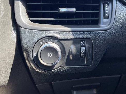 Certified 2019 Buick Envision Essence image 30