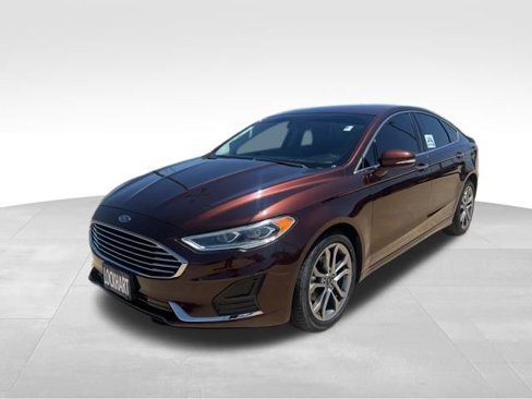 Used 2019 Ford Fusion SEL image 3