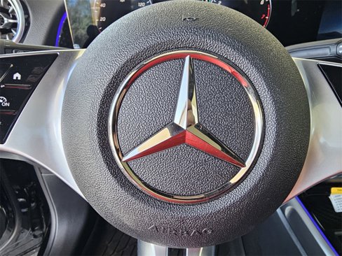 New 2025 Mercedes-Benz GLB 250 image 22