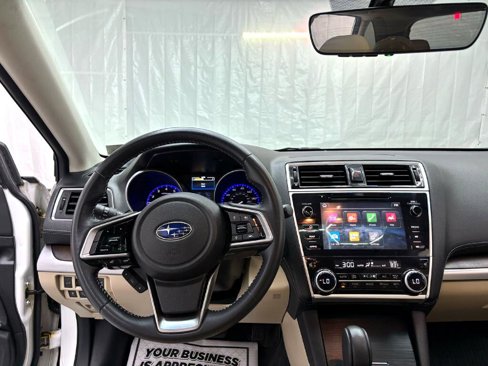Used 2018 Subaru Outback 2.5i Limited image 12