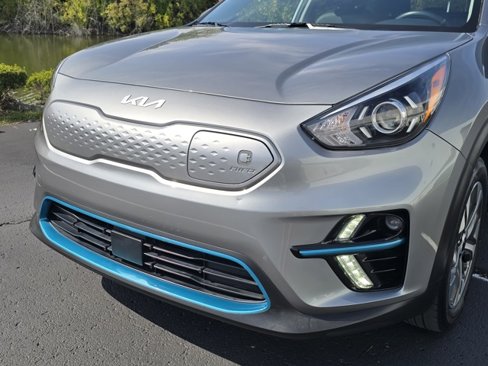 Used 2022 Kia Niro EX image 13