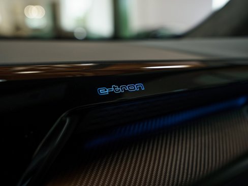 Used 2022 Audi RS e-tron GT w/ Carbon Performance Package image 34