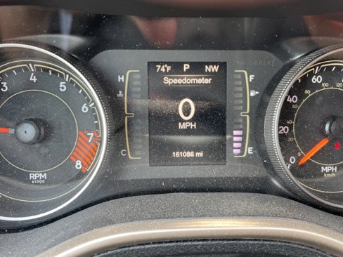 Used 2015 Jeep Cherokee Latitude w/ Cold Weather Group image 13
